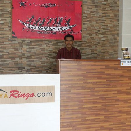 Griya Ringo Guest House Sorong Exterior foto